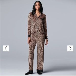 Vera Wang Pajama Set